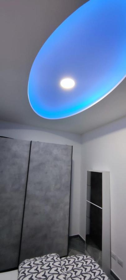 Andrea'S Apartments - Chiasserini Milano Dış mekan fotoğraf