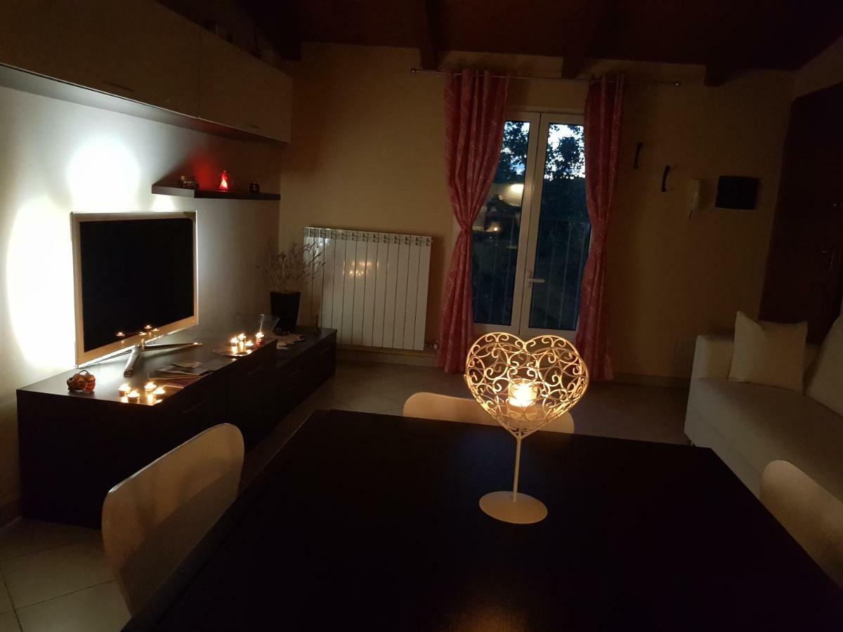 Andrea'S Apartments - Chiasserini Milano Dış mekan fotoğraf