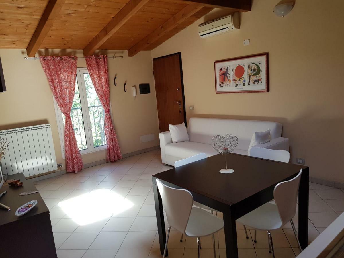 Andrea'S Apartments - Chiasserini Milano Dış mekan fotoğraf